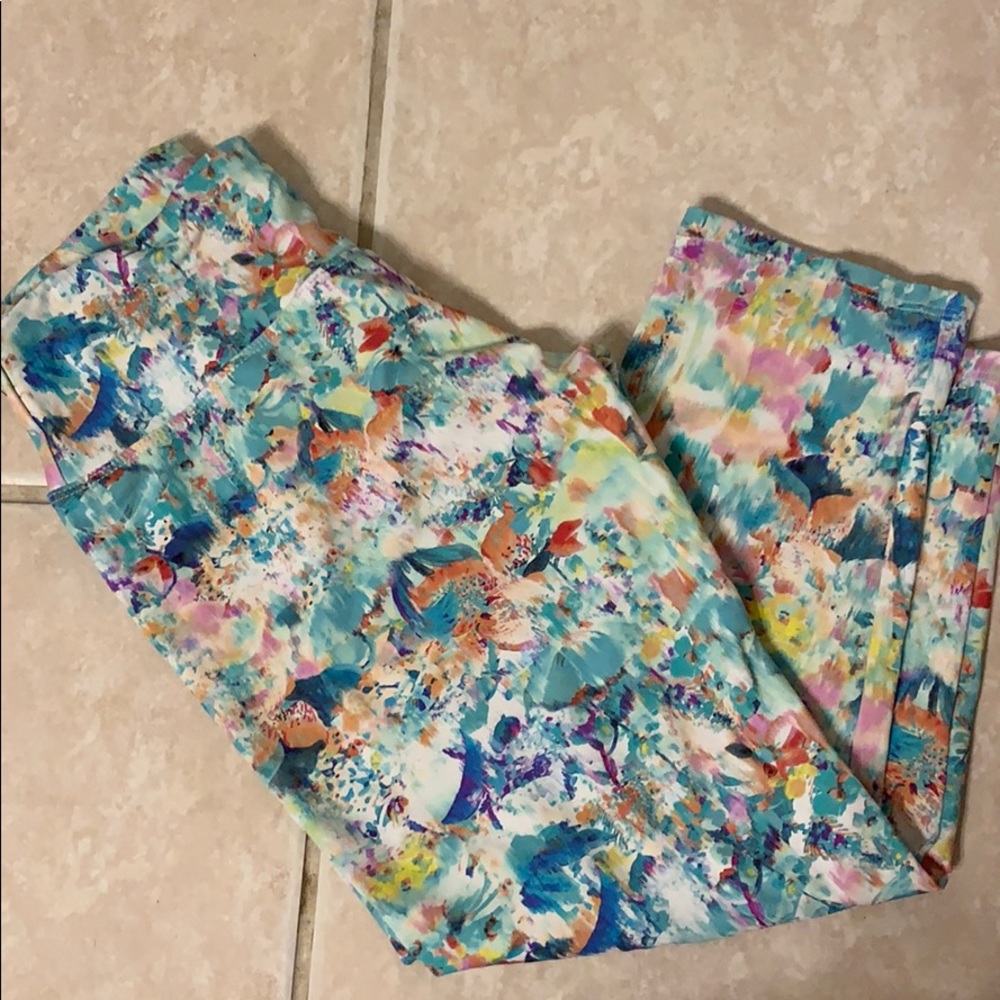 3/4 workout pants!